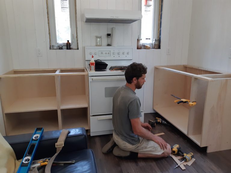 The Cabinet Boxes Are In!