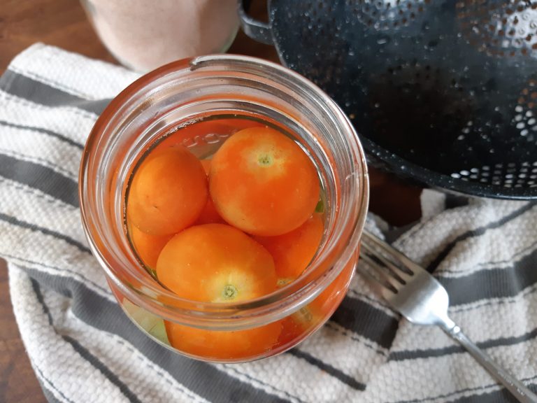 Fermenting Whole Tomatoes