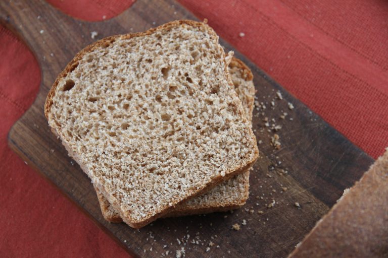 A 100% Whole Wheat Bread Recipe