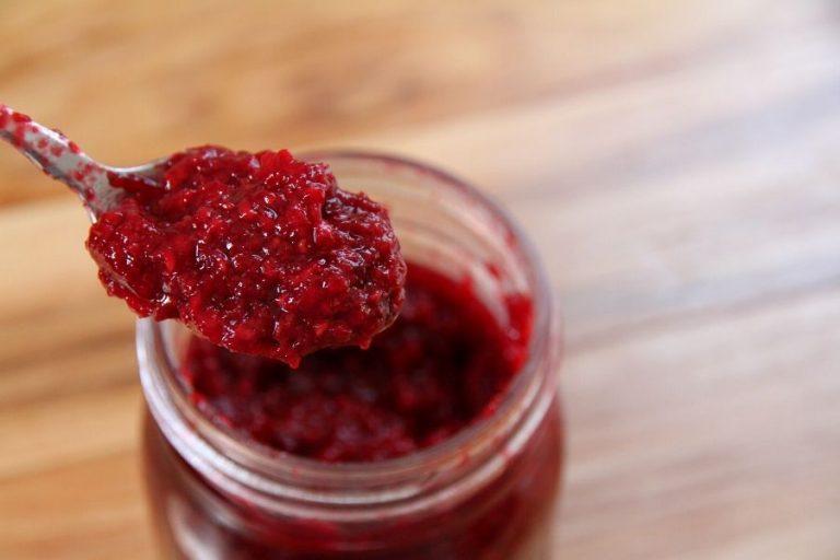 Learn to make lower sugar jams at home!