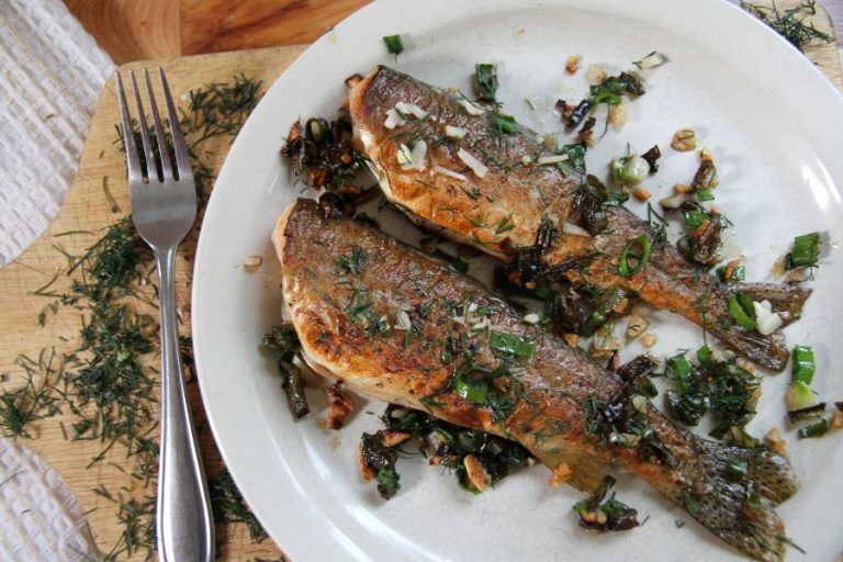 easy fried trout recipe in cast iron skillet
